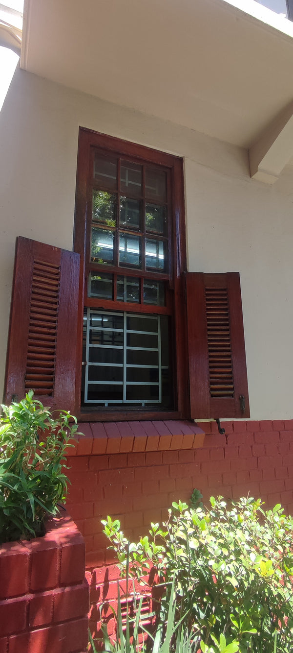 Aplaha School Front repair and painting - FixPro